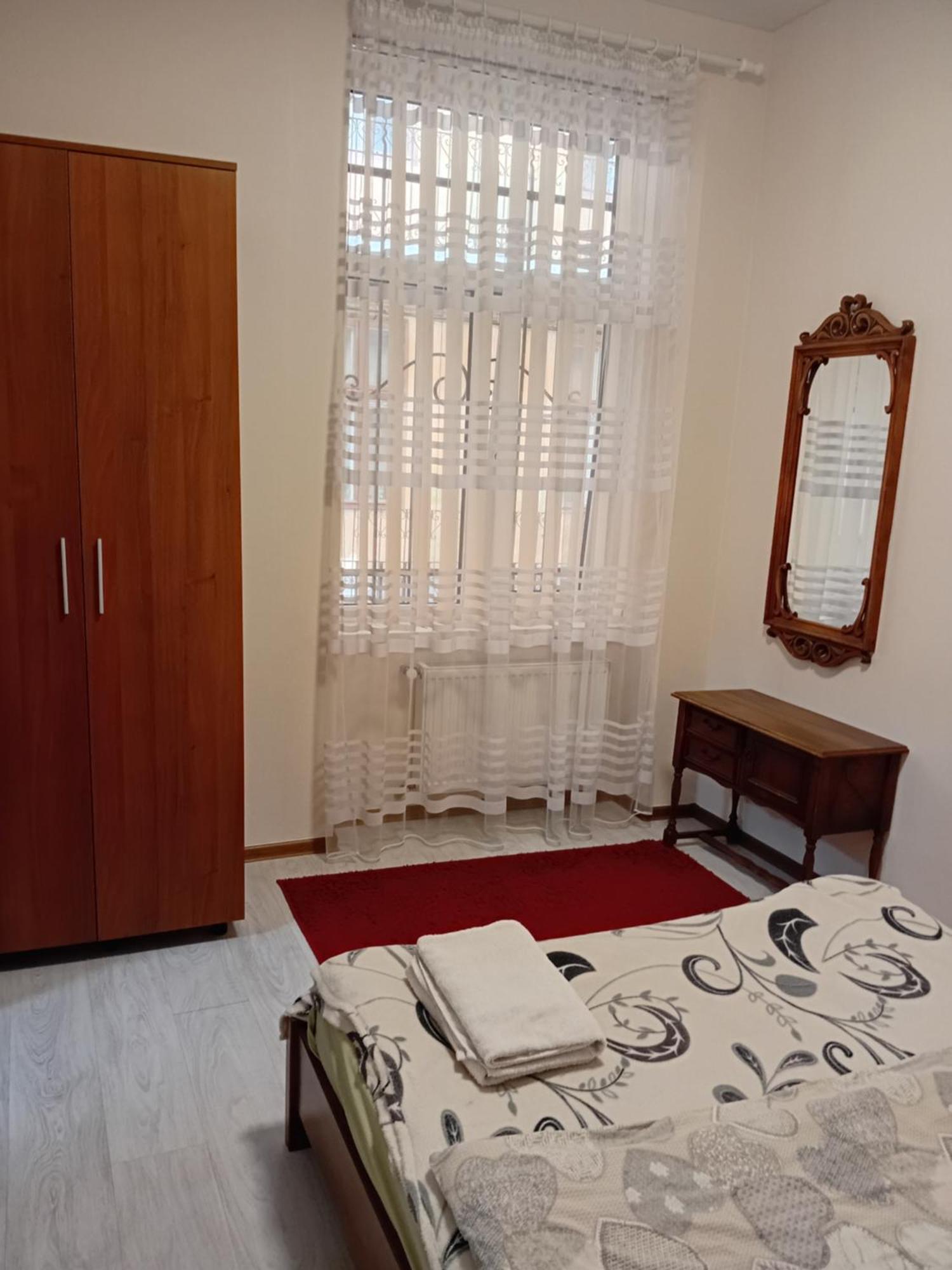 Two-Bedroom Apartment In 10 Min To The Opera Theatre Lviv Ngoại thất bức ảnh